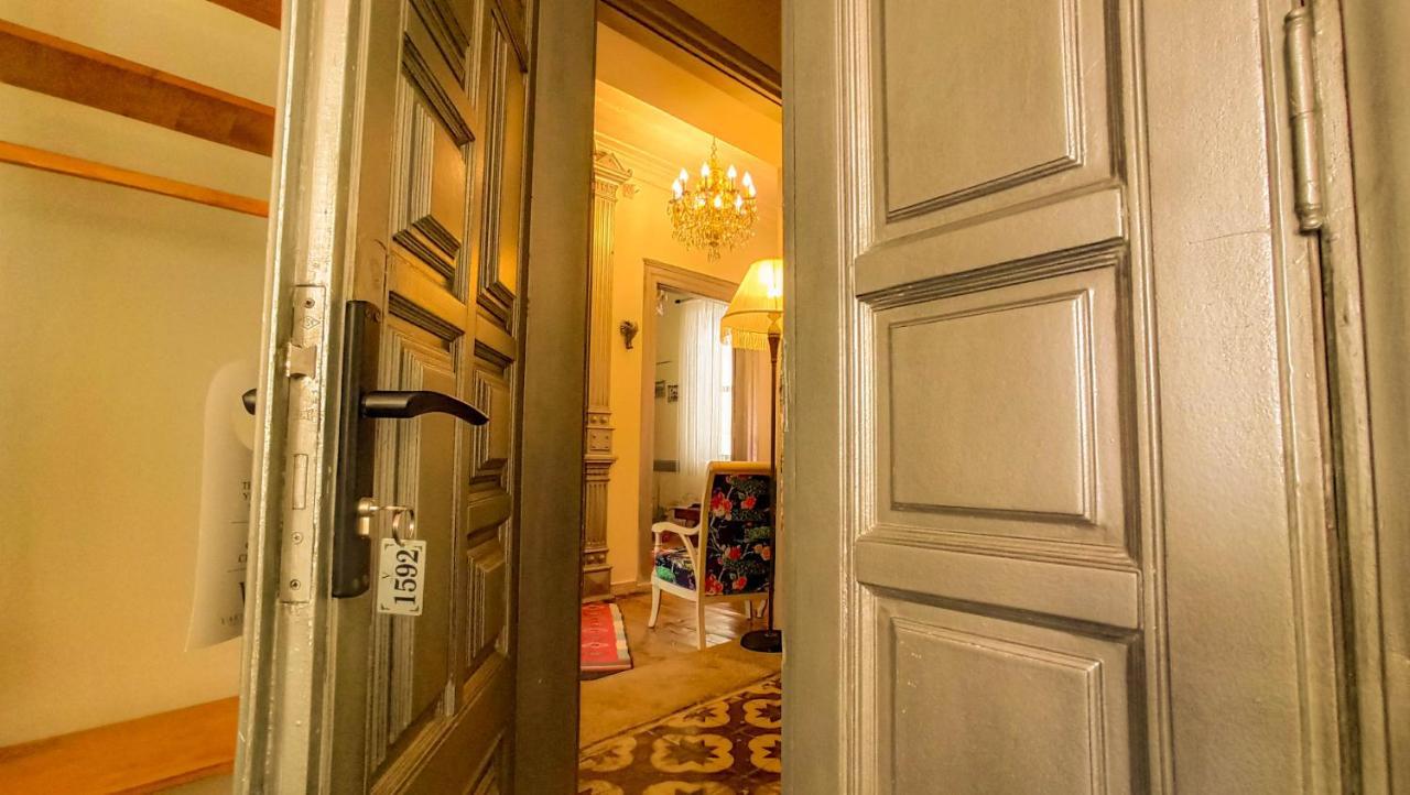 Variante Hotel Измир Экстерьер фото